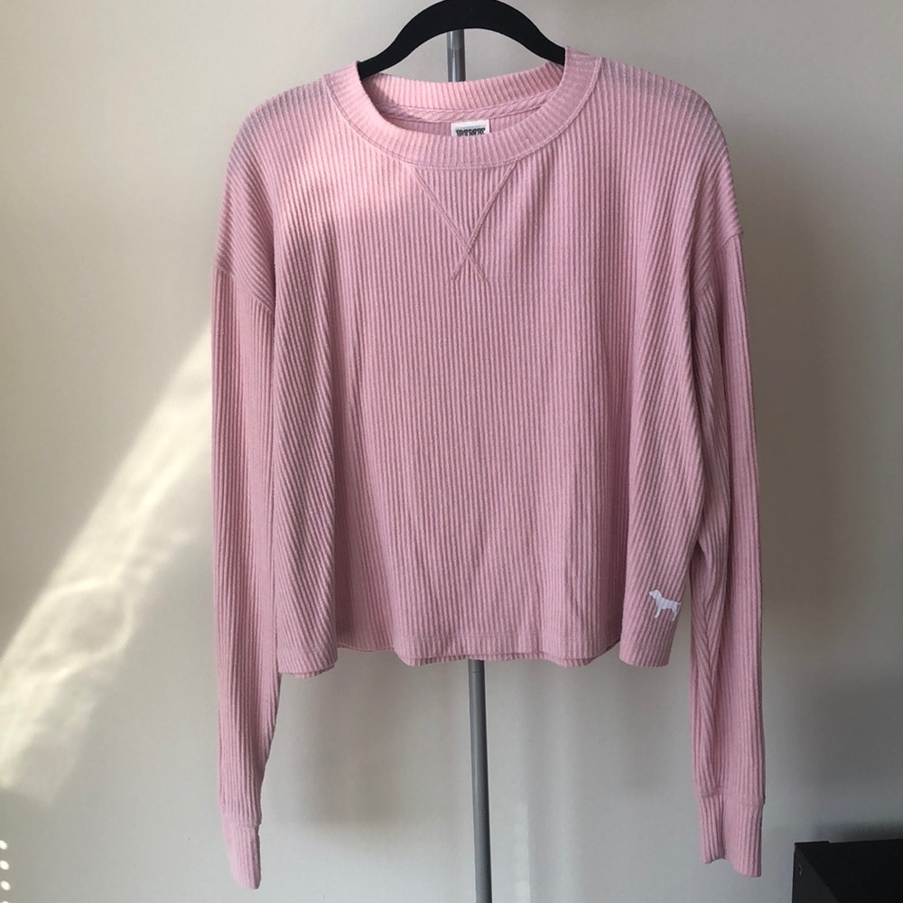 🍒 PINK Victoria’s Secret top